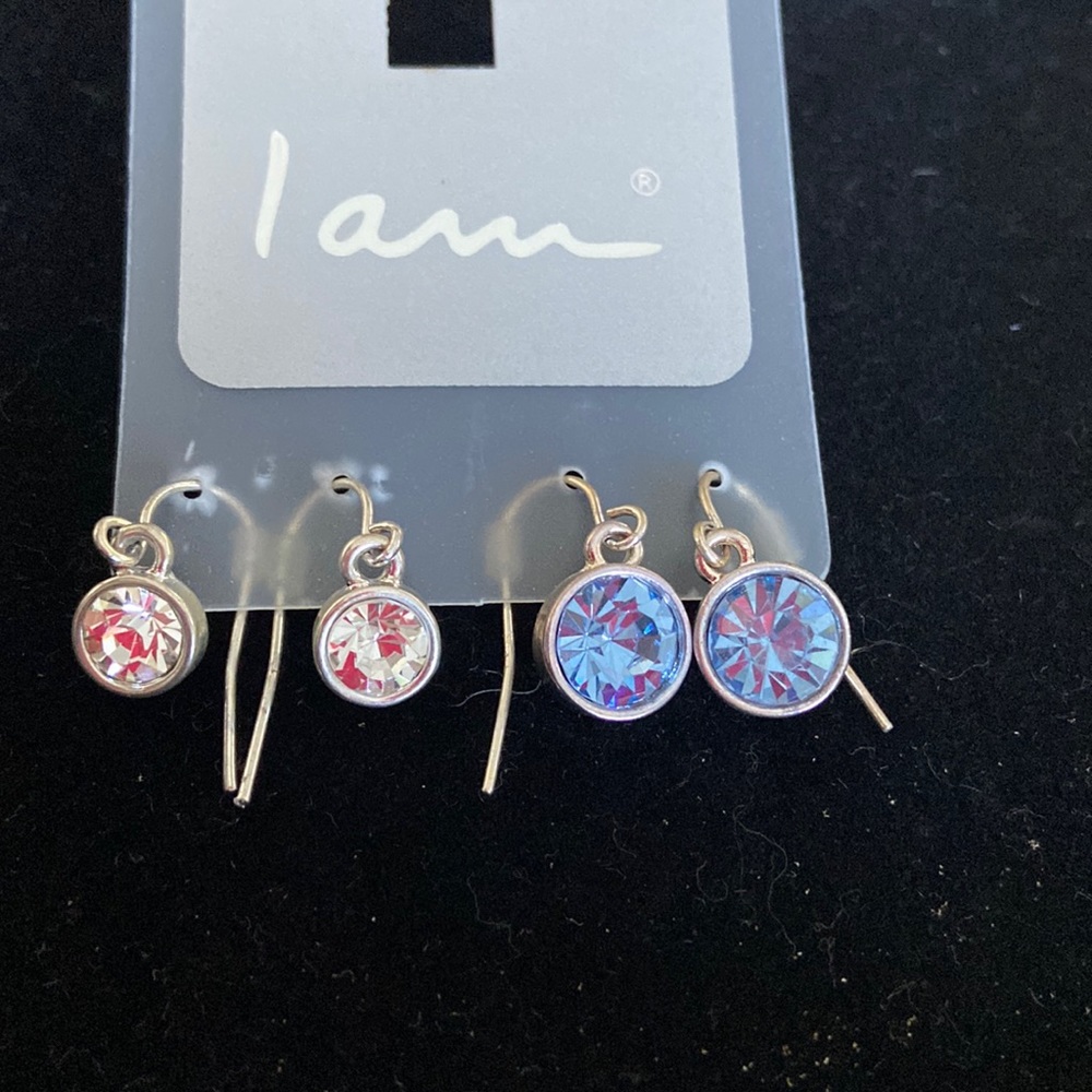 Showroom sample sales Earrings 2 pairs